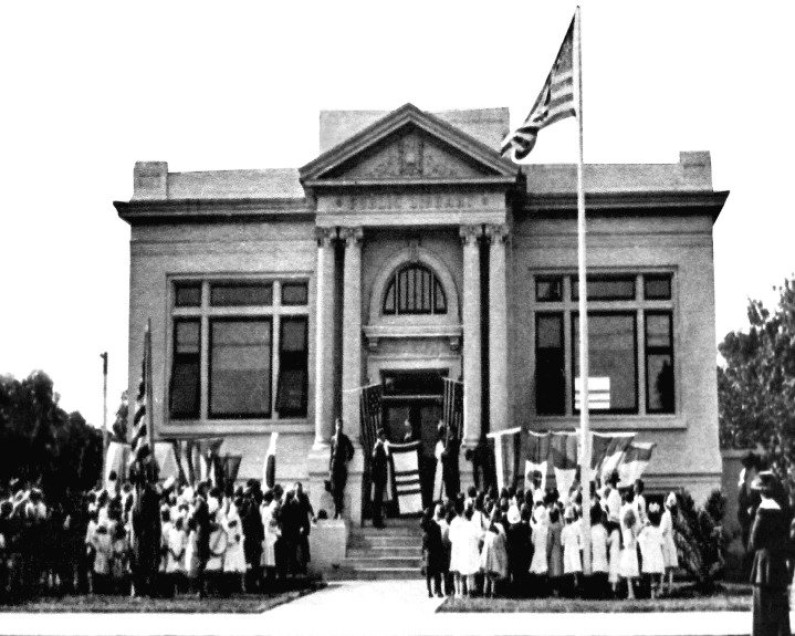 Vacaville’s Carnegie building, past and present
